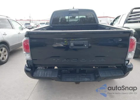 2020 Toyota Tacoma Trd Off-Road z USA, uszkodzony, nr VIN 3TMDZ5BN1LM083209